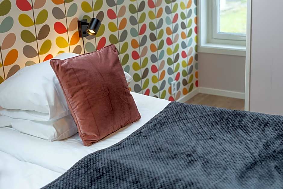 Lavik Fjord Hotel & Apartments