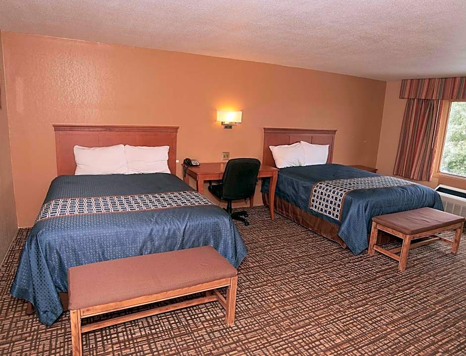 Hollow Inn and Motel