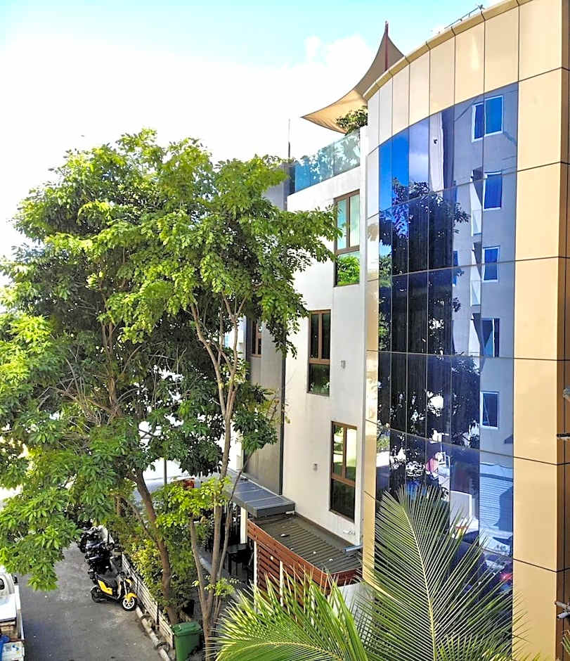 Turquoise Residence by UI