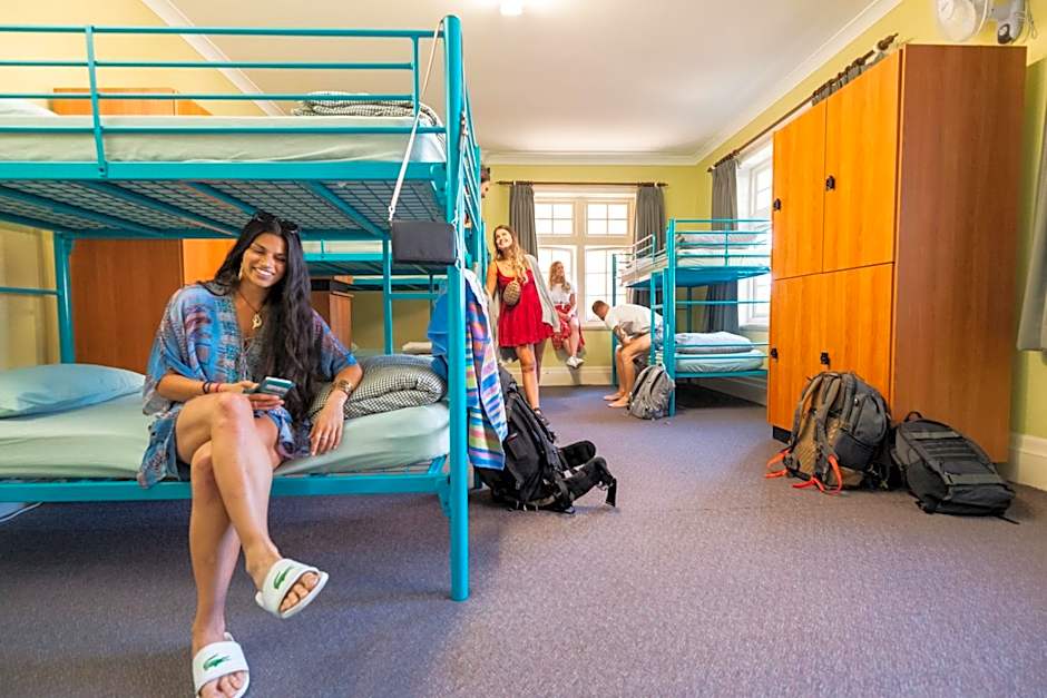 Newcastle Beach YHA Hostel