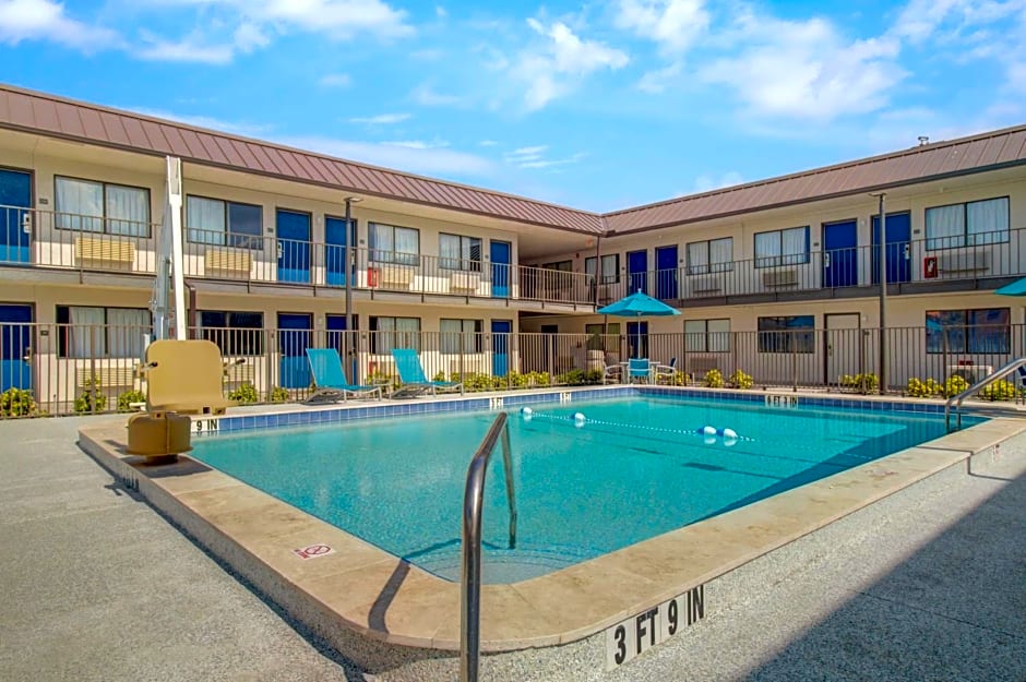Motel 6-Venice, FL