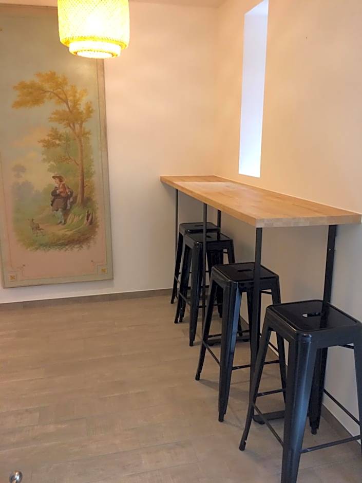 Cabanes et Studios à la Bernardiere