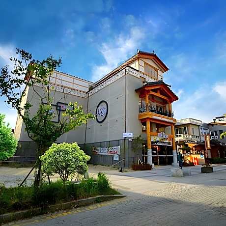 Jeonju Hwangsil Gwangwang Hotel