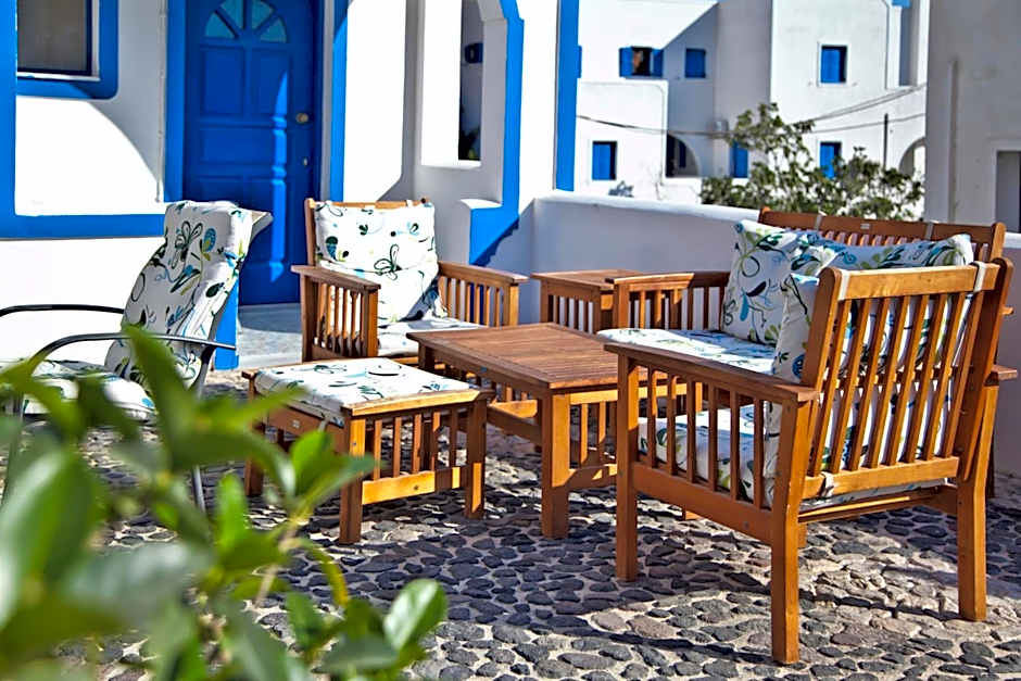 Roula Villa Studios & Apartments