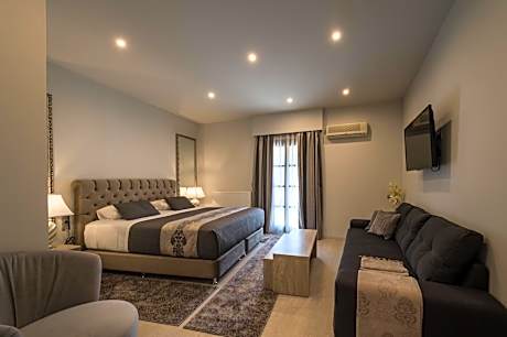 Junior Suite (2 Adults)