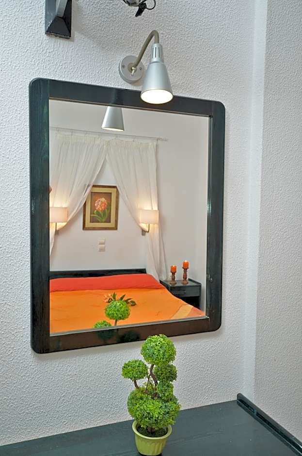 Dilino Hotel Studios