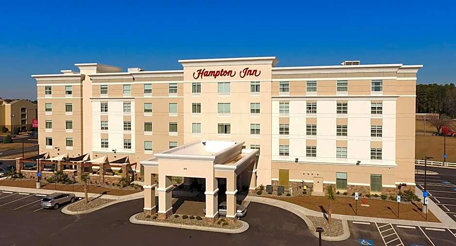 Photo 1 of 43 of Hampton Inn By Hilton Lumberton, NC