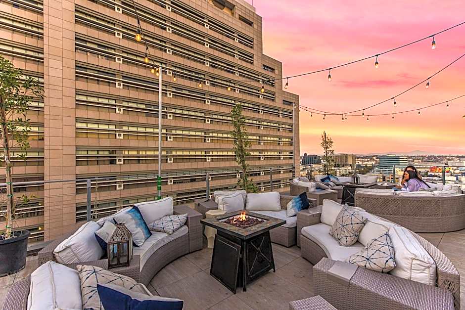 One Lux Stay HWH Downtown Los Angeles