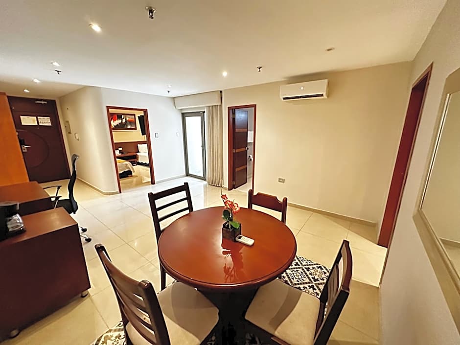 Howard Johnson Hotel Versalles Barranquilla