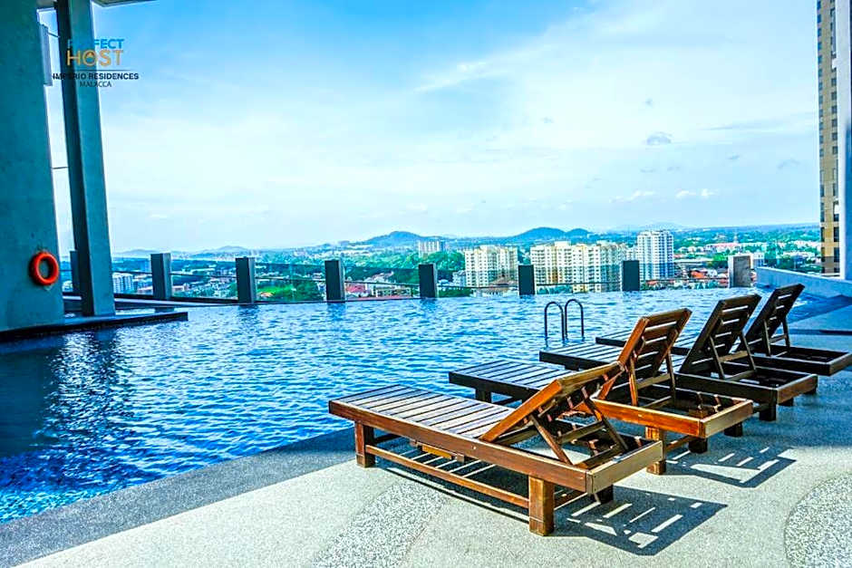 Imperio Residences Private Bathtub or Jacuzzi by Nestcove