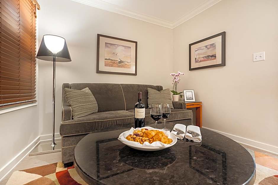 Executive Suites Hotel Burnaby