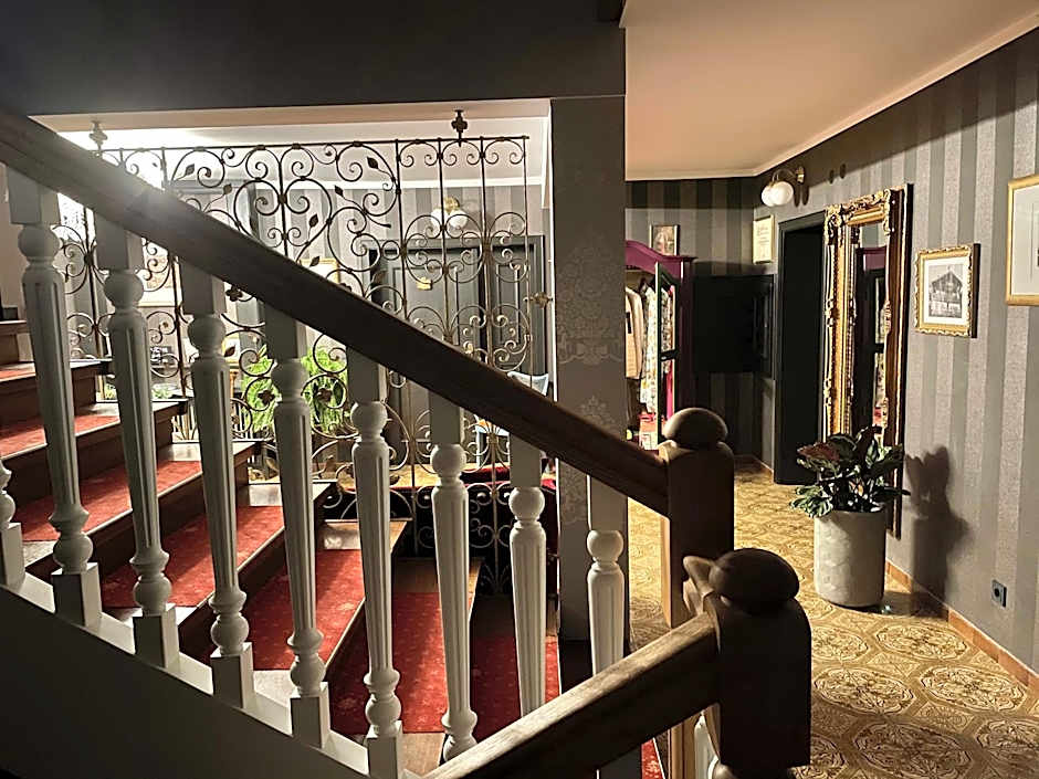 VILLA OXA - Boutique Design Hotel