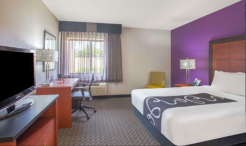 La Quinta Inn & Suites by Wyndham Atlanta Roswell