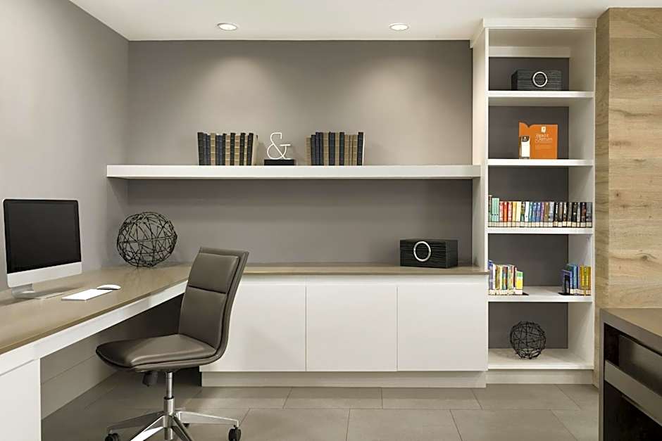 Country Inn & Suites by Radisson, Charlottesville-UVA, VA