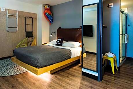 One-Bedroom Suite with Two Queen Beds