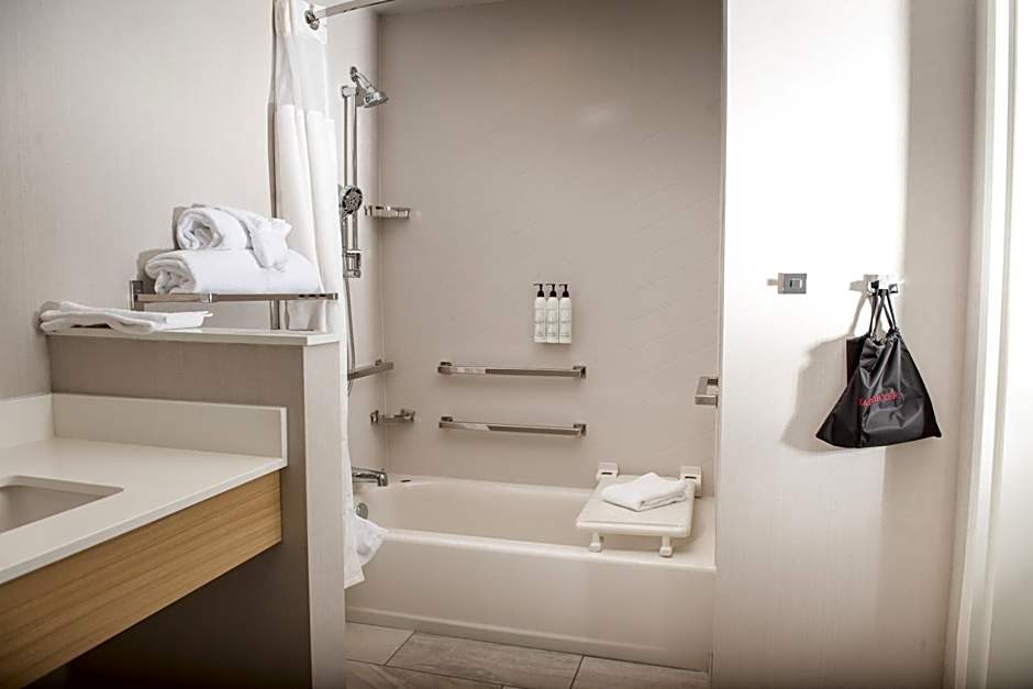 Fairfield by Marriott Inn & Suites Pensacola Beach