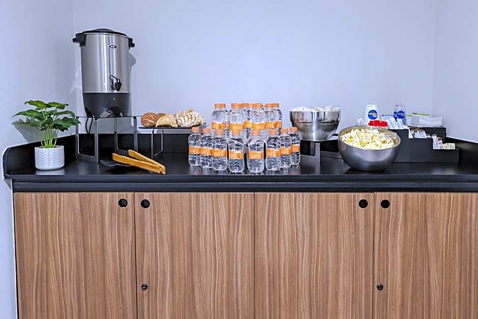 City Express by Marriott Guadalajara Aeropuerto