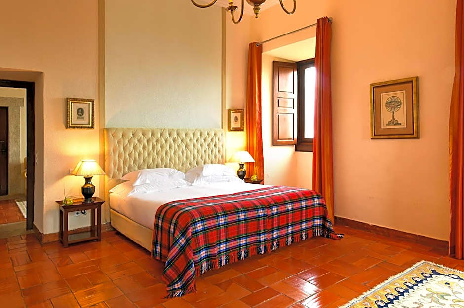 Pousada Castelo de Palmela - Historic Hotel