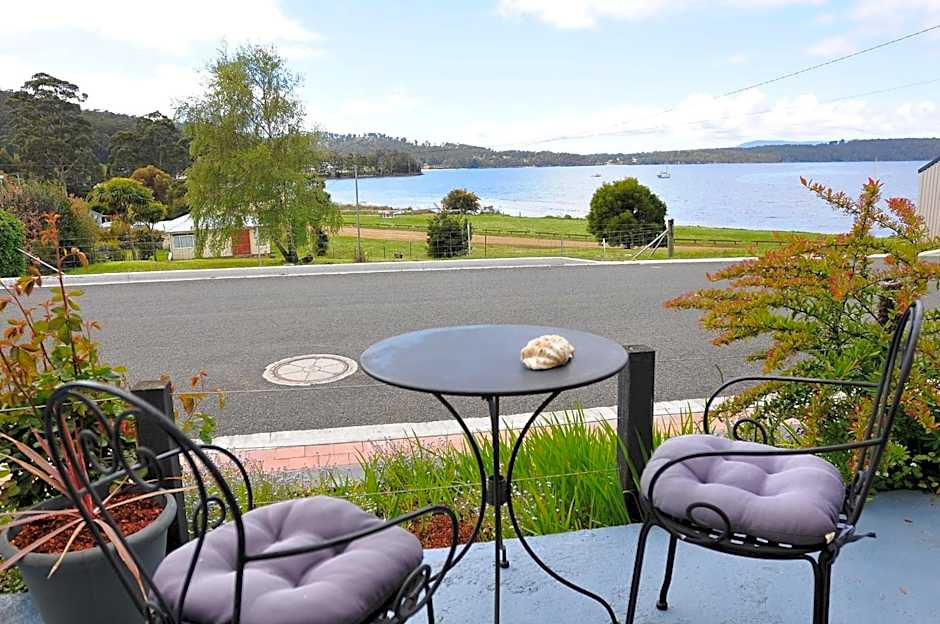 Photo 1 of 13 of 2 Bedroom Apartment, Sea View