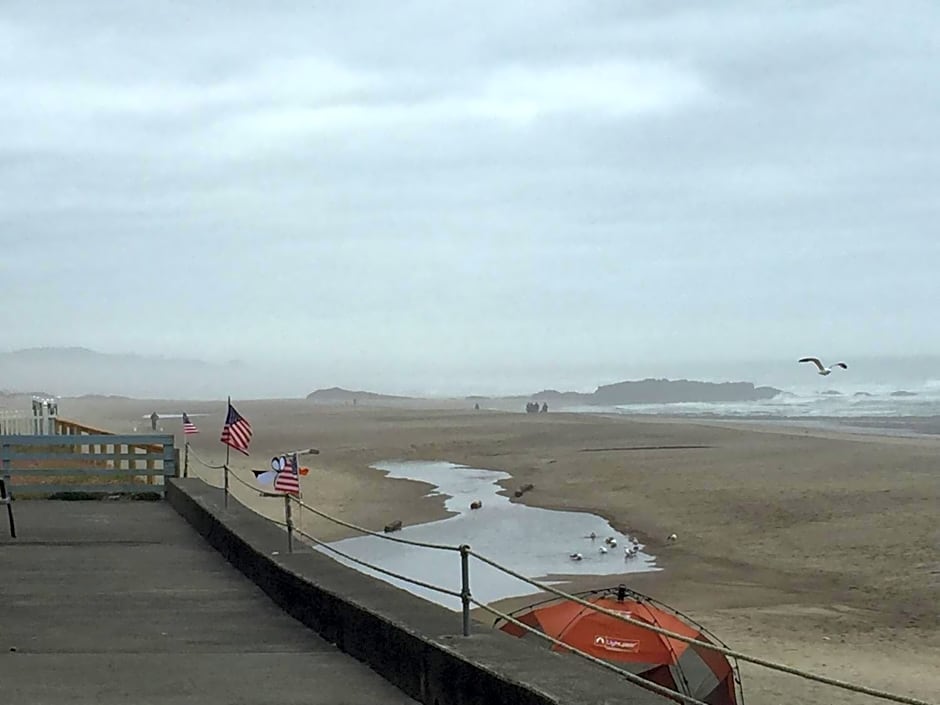 Sandcastle Beachfront