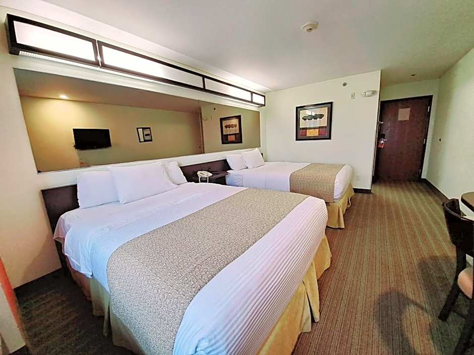 Microtel Inn & Suites By Wyndham Toluca