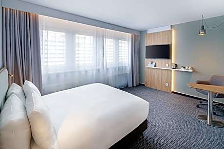 Standard Queen Room - Disability Access