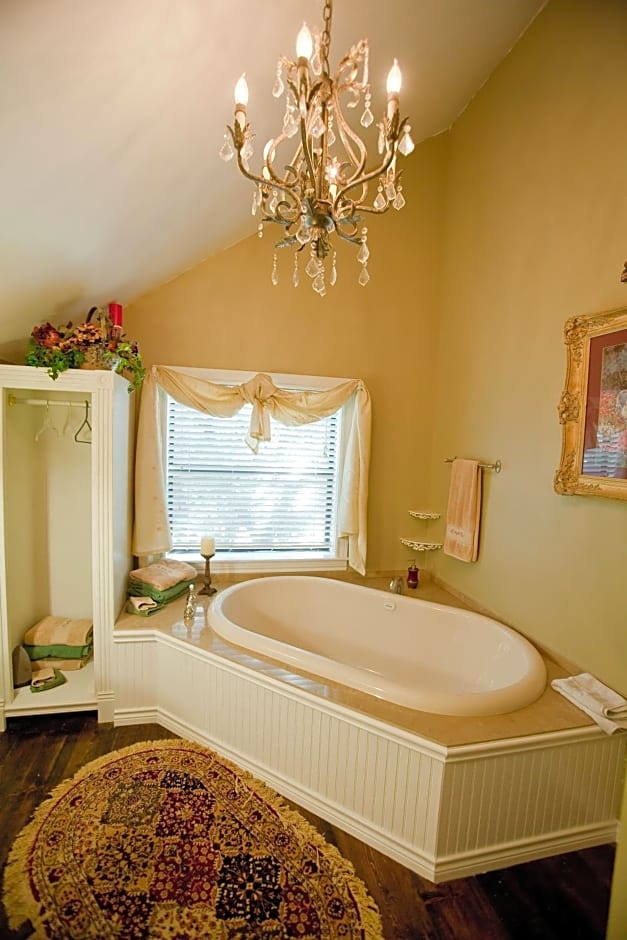 Bed and Breakfast on White Rock Creek