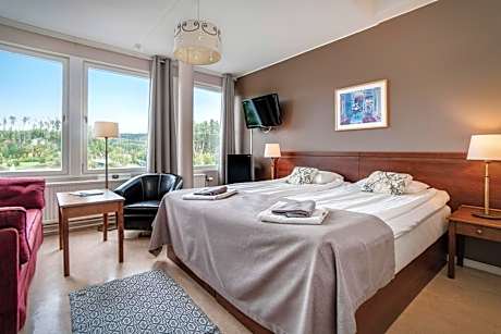 Double or Twin Room with Sofa Bed