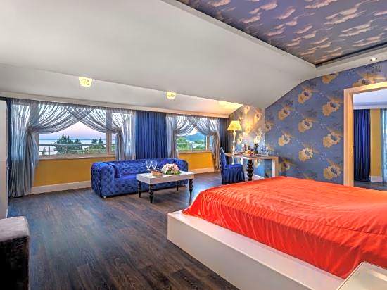 Rox Resort Hotel