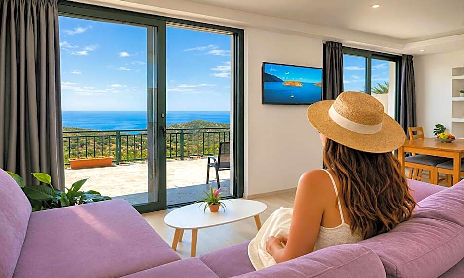 Istron Homes