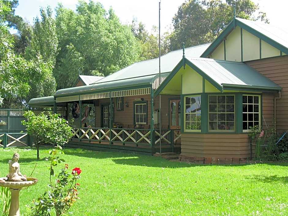 Butterfly Farm Bed and Breakfast Nirranda