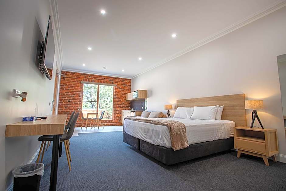 Red Waratah Accommodation
