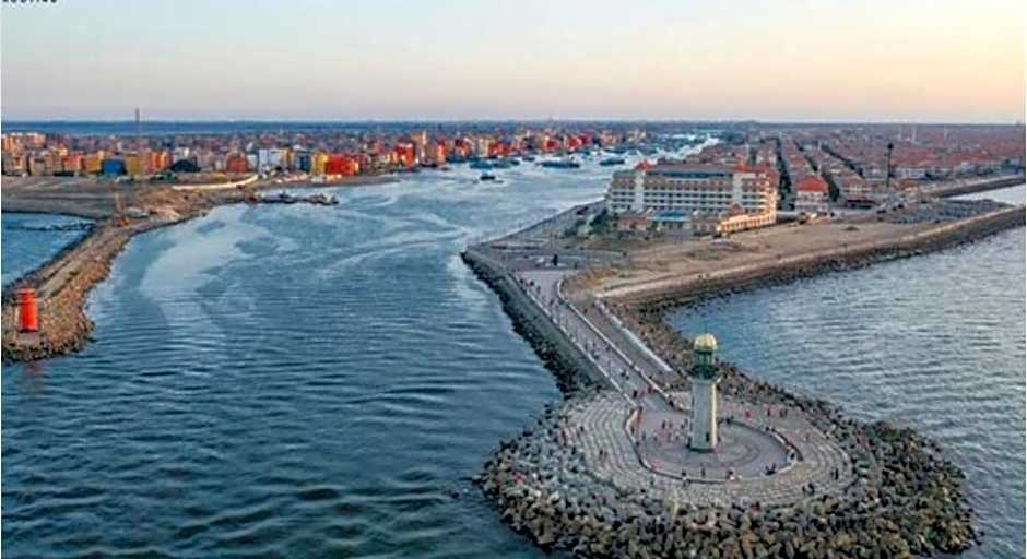 العربية العالمية للسياحة و الرحلات شقق فندقية فاخرة برأس البر