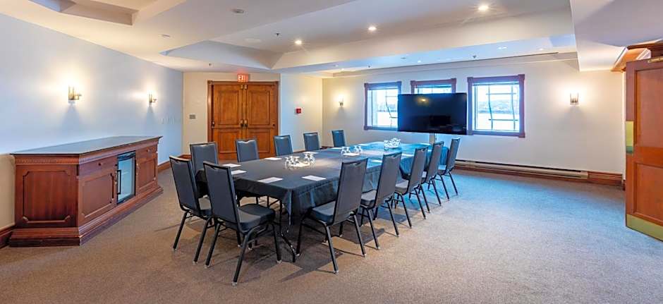 Saint John Harbourfront Hotel