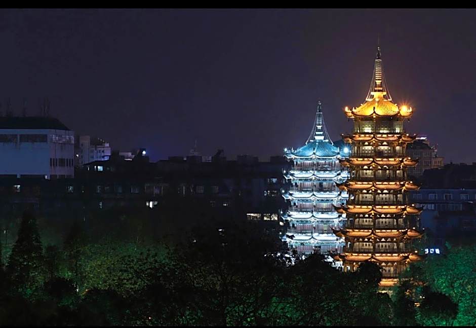 Hanting Premium Hotel Guilin Zhengyang Pedestrian Street