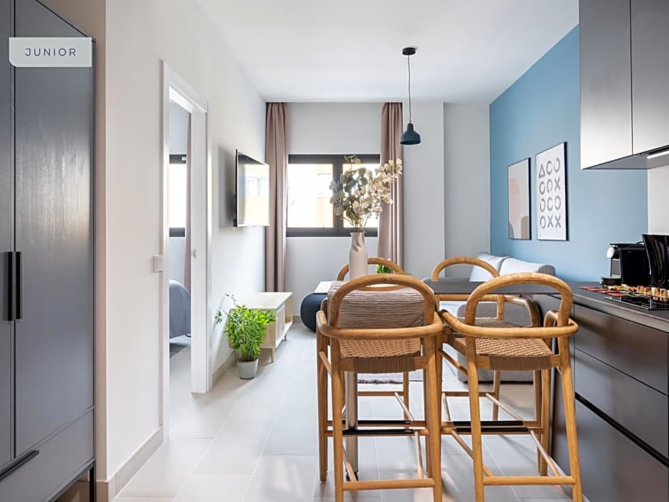 Limehome Sevilla Calle Torcuato Luca de Tena - Digital Access