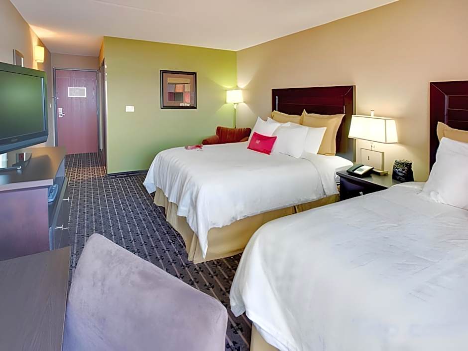 Crowne Plaza Milwaukee South By IHG