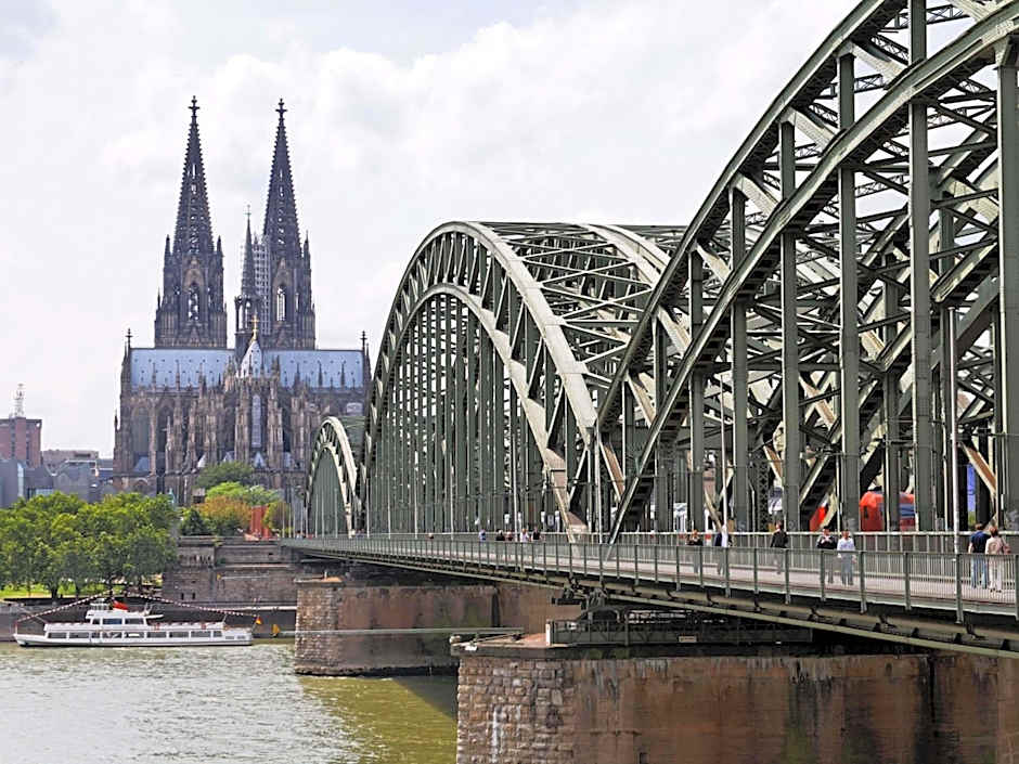 Ibis Koeln Am Dom
