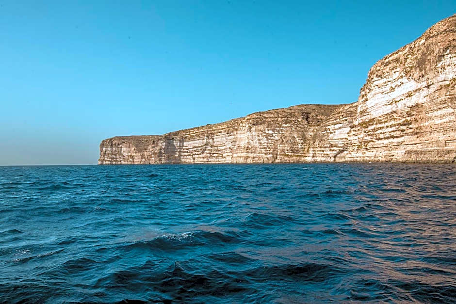 Blu Waters Boutique Hotel