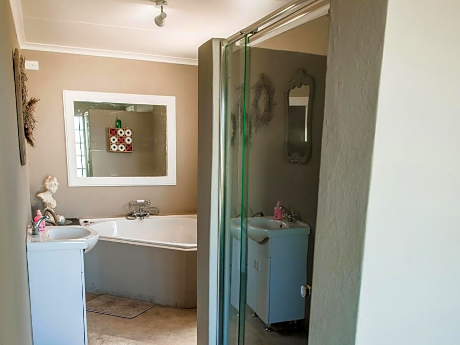 Toeka Wedding and Functions Venue