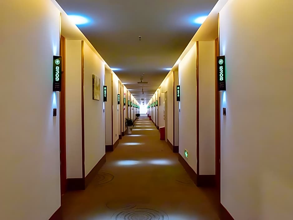 GreenTree Inn Huanggang Qichun County Railway Station Hotel