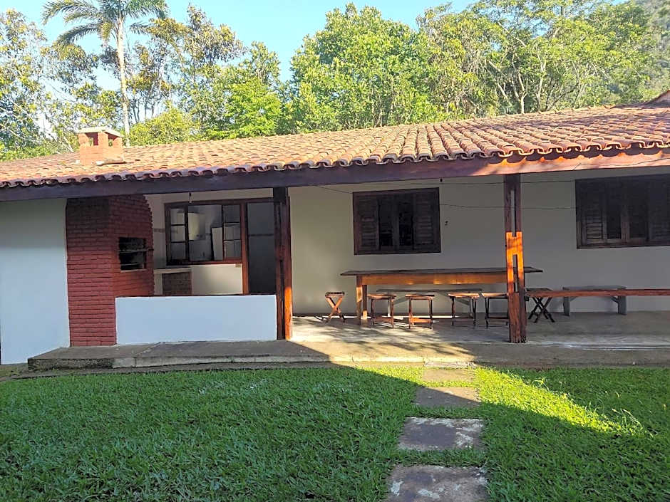 House with garden and barbecue near the beach