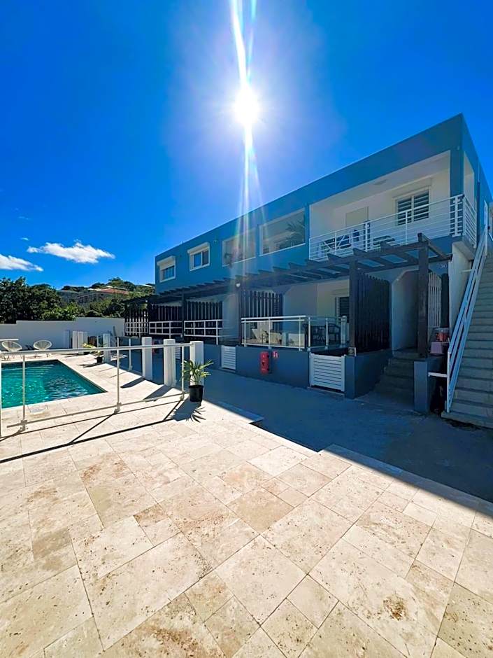 Over The Hill Residence