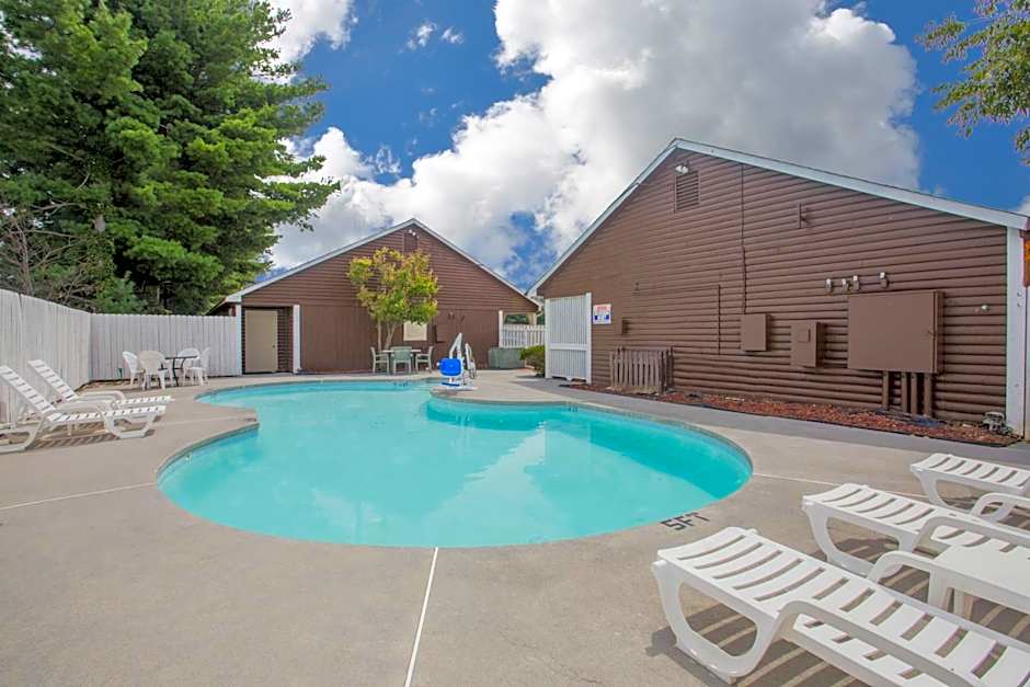 Super 8 by Wyndham Christiansburg