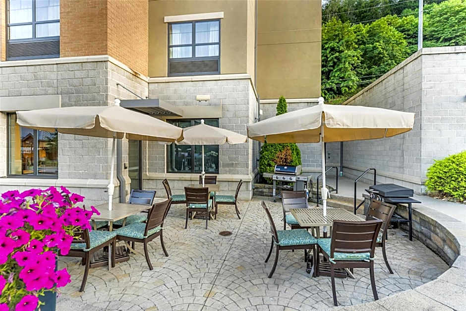 Best Western Plus Franciscan Square Inn and Suites Steubenville