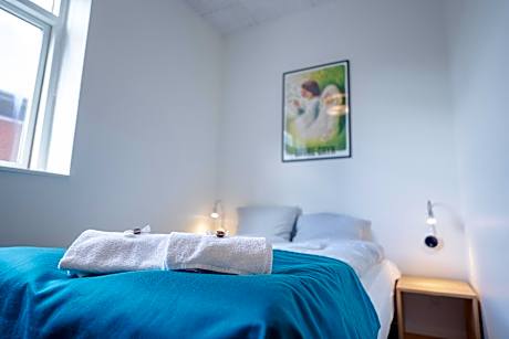 Grand Lit Room (Bed: 140x200cm)