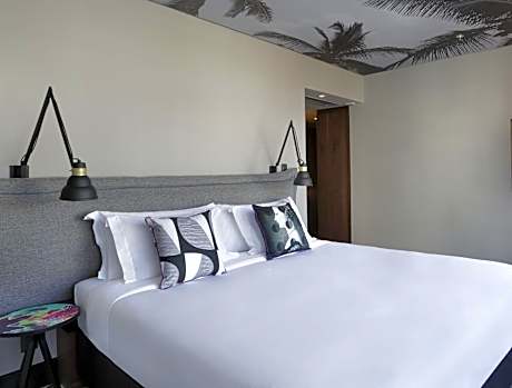 Quarto Standard PCD - Cama de Casal