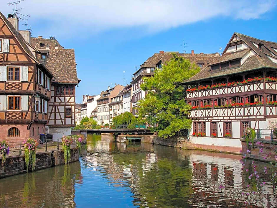 Auberge de Jeunesse HI Strasbourg 2 Rives
