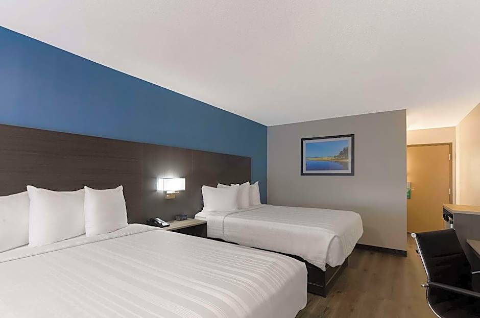 Quality Inn South Bend near Notre Dame