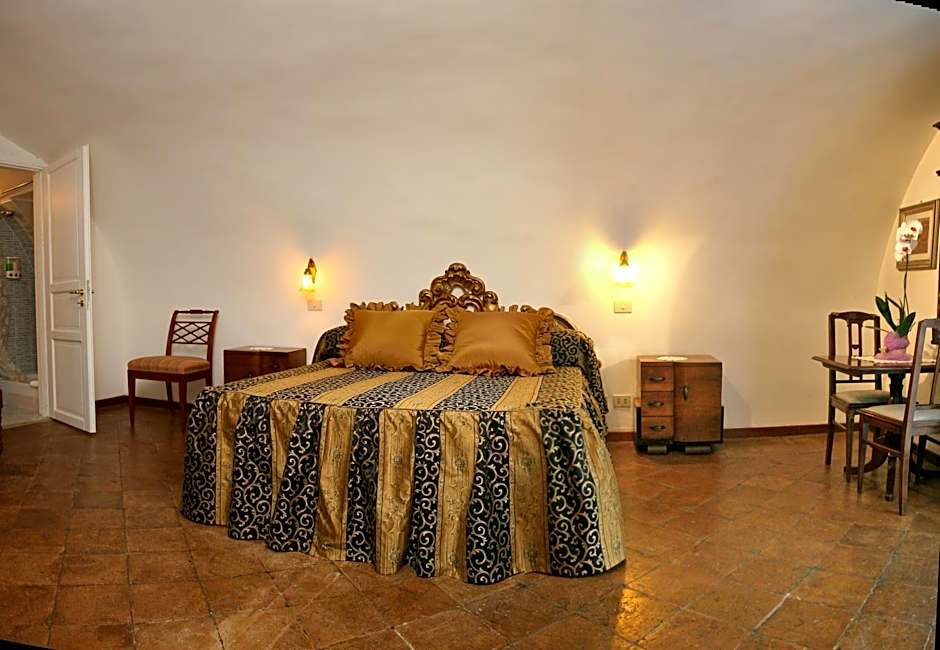 Navona Gallery Suites